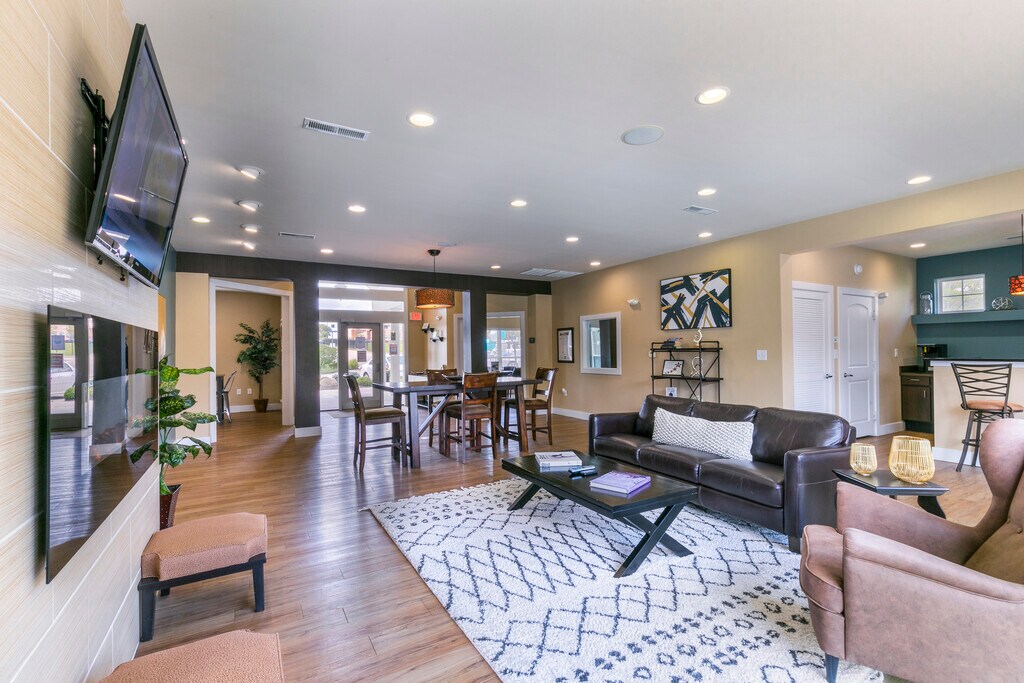 Aventura at Richmond Apartments in St. Peters, MO