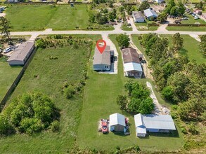 334 Rd 5252 in Cleveland, TX - Building Photo - Building Photo