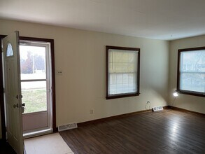 3160 Ashby Rd in St. Ann, MO - Building Photo - Building Photo