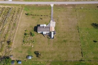 401 Hatchineha Rd in Haines City, FL - Building Photo - Building Photo
