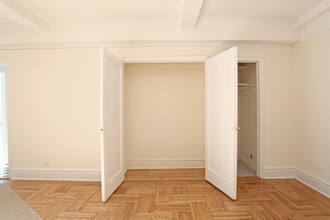 237 E 20th St in New York, NY - Building Photo - Interior Photo