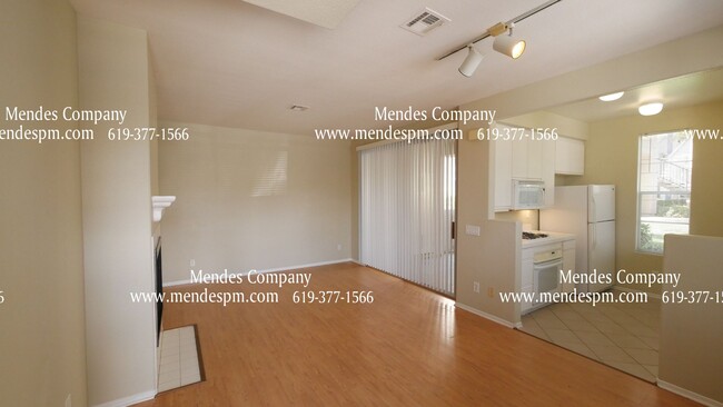 12557 Ruette Alliante in San Diego, CA - Building Photo - Building Photo