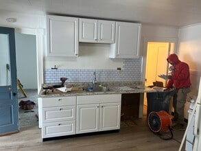 86 Cottage St, Unit 86 apt 1 in Leominster, MA - Foto de edificio - Building Photo