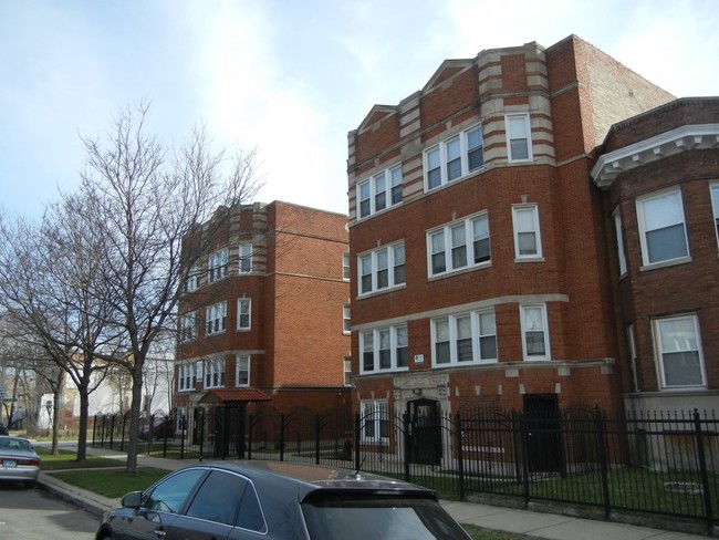 7301 S Stewart Ave in Chicago, IL - Building Photo - Primary Photo