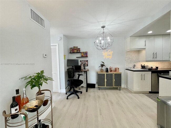 1620 West Ave in Miami Beach, FL - Building Photo - Building Photo