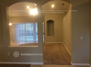 10237 Shadow Branch Dr in Tampa, FL - Building Photo - Building Photo