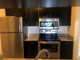 1739 Village Blvd, Unit 111