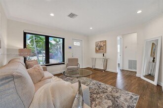 928 NE 18th Ct in Fort Lauderdale, FL - Building Photo - Building Photo