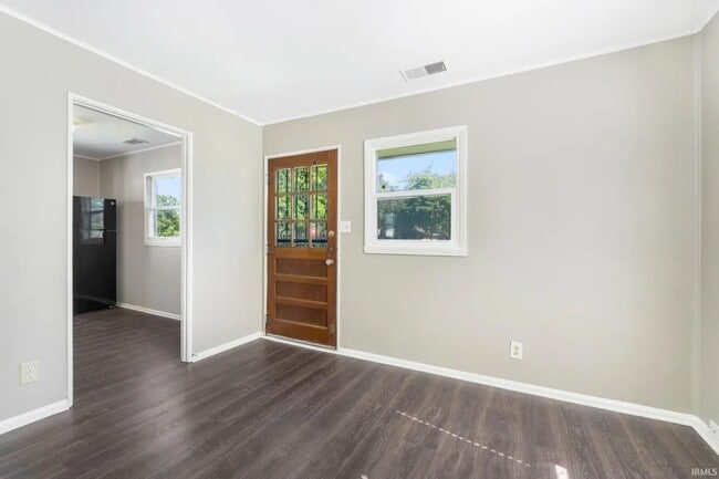 2606 Lynn Ave in Fort Wayne, IN - Building Photo - Building Photo