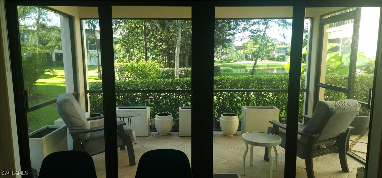 1754 Bald Eagle Dr in Naples, FL - Building Photo