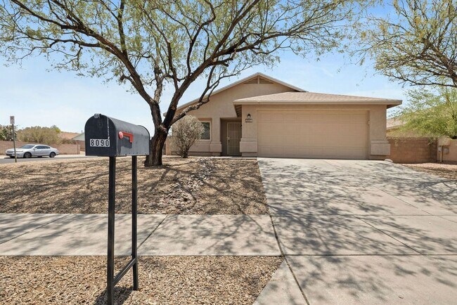 8090 E Sundew Dr