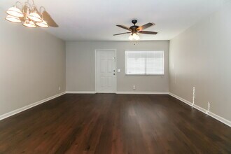 5350 Elmhurst Rd in West Palm Beach, FL - Building Photo - Building Photo