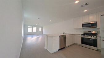 21527 Cottonwood Mdws Trl in Waller, TX - Building Photo