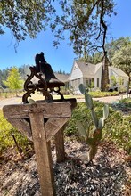 2499 Madrona Ave in St Helena, CA - Building Photo - Building Photo