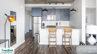 2010 West End Ave in Nashville, TN - Building Photo - Building Photo
