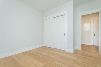 123 Highland Ave, Unit 29 in Somerville, MA - Foto de edificio - Building Photo