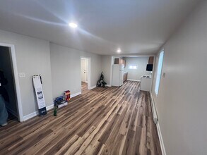 427 Fourth St, Unit 1 in Shenandoah, VA - Building Photo - Building Photo