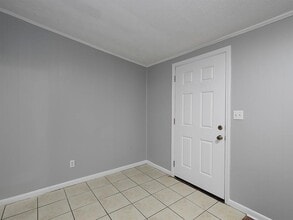 2123 Hanfred Ct in Tucker, GA - Building Photo - Building Photo