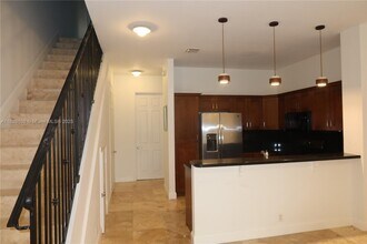 1139 NE 13th Ave in Fort Lauderdale, FL - Building Photo - Building Photo