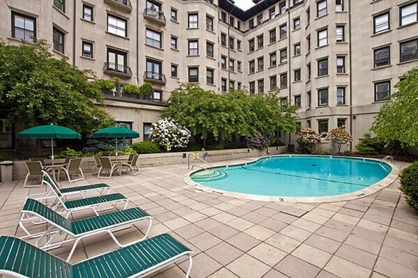 property at 416 Commonwealth Ave