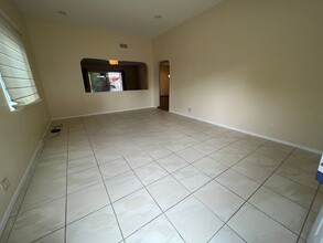 26325 Birchfield Ave in Rancho Palos Verdes, CA - Building Photo - Building Photo