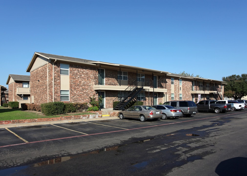 Country Club in Carrollton, TX - Foto de edificio