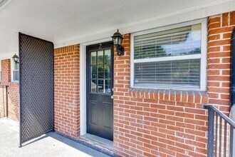 4282 Roswell Rd in Atlanta, GA - Building Photo - Building Photo