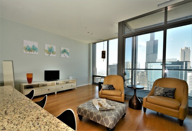 65 E Monroe St, Unit 4503 in Chicago, IL - Foto de edificio - Building Photo