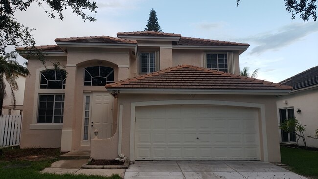 9958 NW 18th St