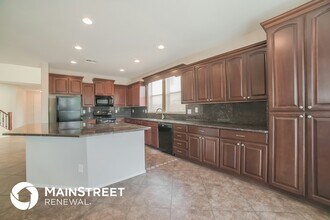 15651 W Cameron Dr in Surprise, AZ - Building Photo - Building Photo