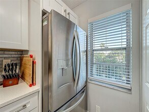 2228 N Cypress Bend Dr in Pompano Beach, FL - Building Photo - Building Photo