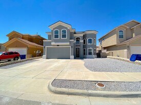 11321 Charles Maiz Ln in El Paso, TX - Building Photo