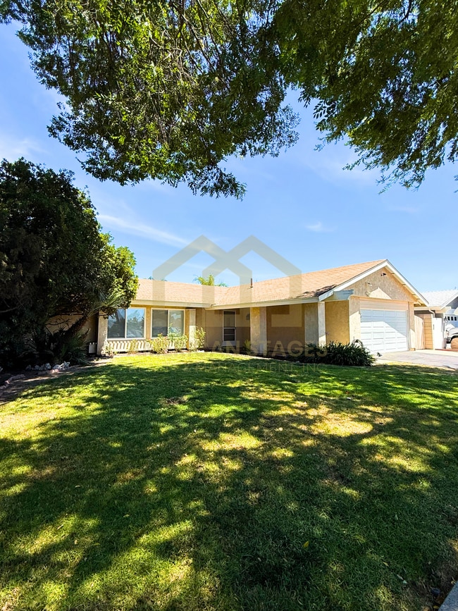 2488 Parkdale Ave in Simi Valley, CA - Building Photo - Building Photo