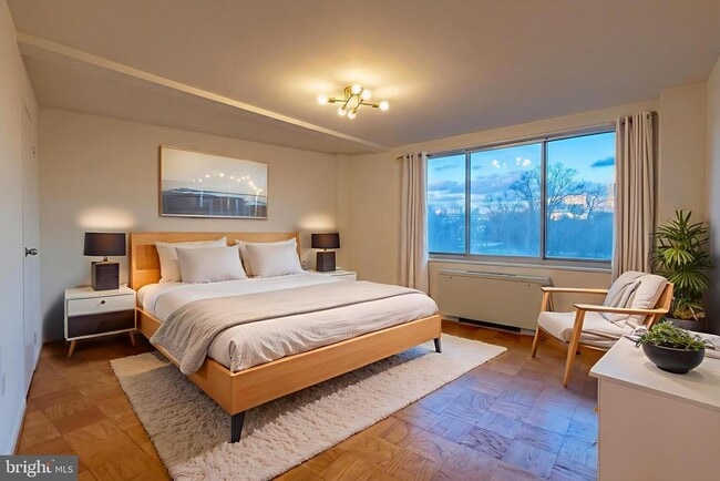 10201 Grosvenor Pl in Rockville, MD - Foto de edificio - Building Photo