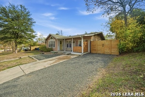 126 Shadow Hill Dr in San Antonio, TX - Building Photo - Building Photo