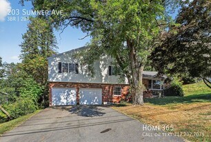 203 Sumner Ave in South Abington Township, PA - Building Photo
