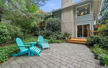 4625 SW 42nd Pl in Portland, OR - Foto de edificio - Building Photo