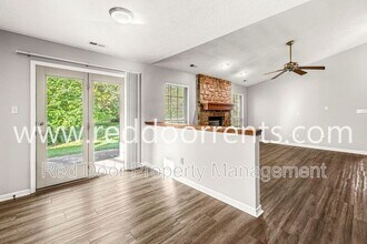 7610 Chris Anne Dr in Indianapolis, IN - Building Photo - Building Photo