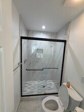 5903 1/2 Texhoma Ave in Los Angeles, CA - Foto de edificio - Building Photo