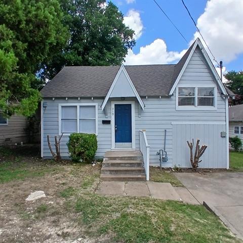 319 W Clarendon Dr in Dallas, TX - Building Photo - Building Photo