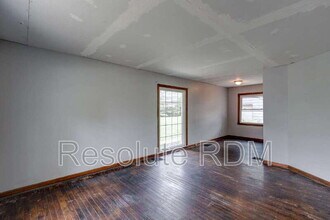 201 S Emerson Ave in Indianapolis, IN - Building Photo - Building Photo