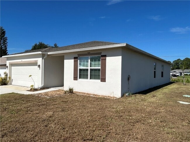 7785 101st Ct in Vero Beach, FL - Building Photo - Building Photo