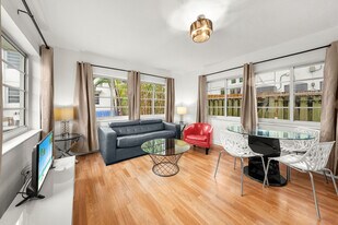 1100 11th St, Unit SI ID1540486P in Miami Beach, FL - Building Photo