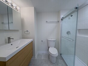 2036 Wallace St in Philadelphia, PA - Building Photo - Building Photo