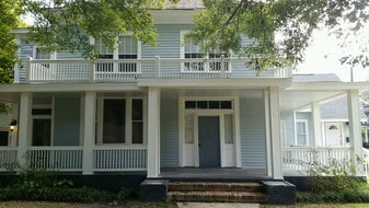 261 S Ann St, Unit A in Mobile, AL - Building Photo