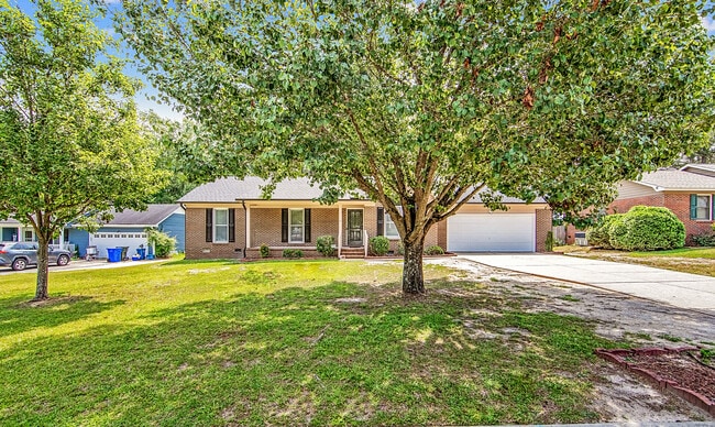 2713 Leabrook Dr in Fayetteville, NC - Building Photo - Building Photo