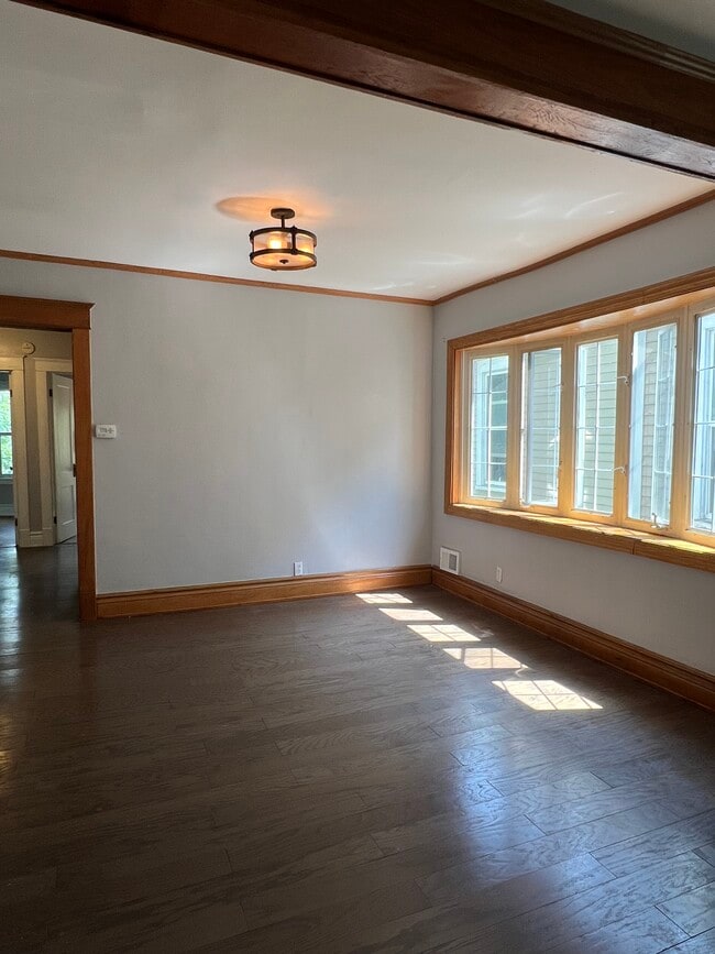 239 Oxford Ave, Unit 2 in Buffalo, NY - Building Photo - Building Photo