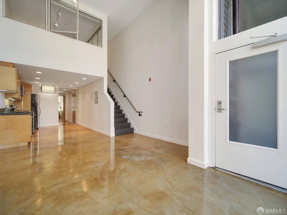 52 Rausch St in San Francisco, CA - Building Photo