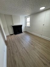2505 Cleveland Ave, Unit A in Columbus, OH - Foto de edificio - Building Photo