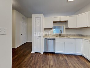 11223 Boston Way in Fishers, IN - Building Photo - Building Photo